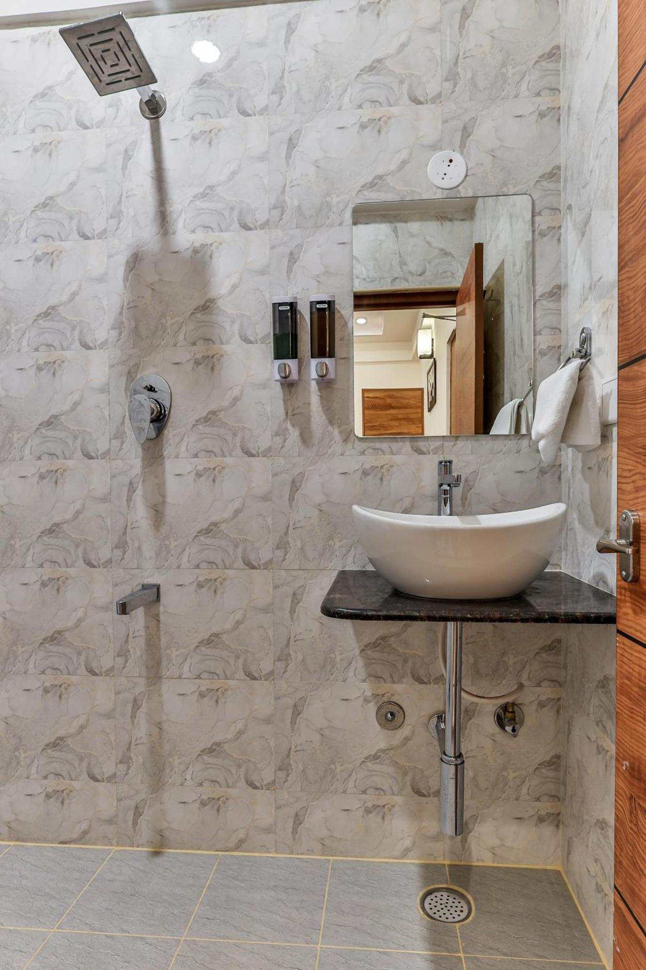 העיר בנגלור The Auberge Boutique Hotel - Manyata Tech Park מראה חיצוני תמונה